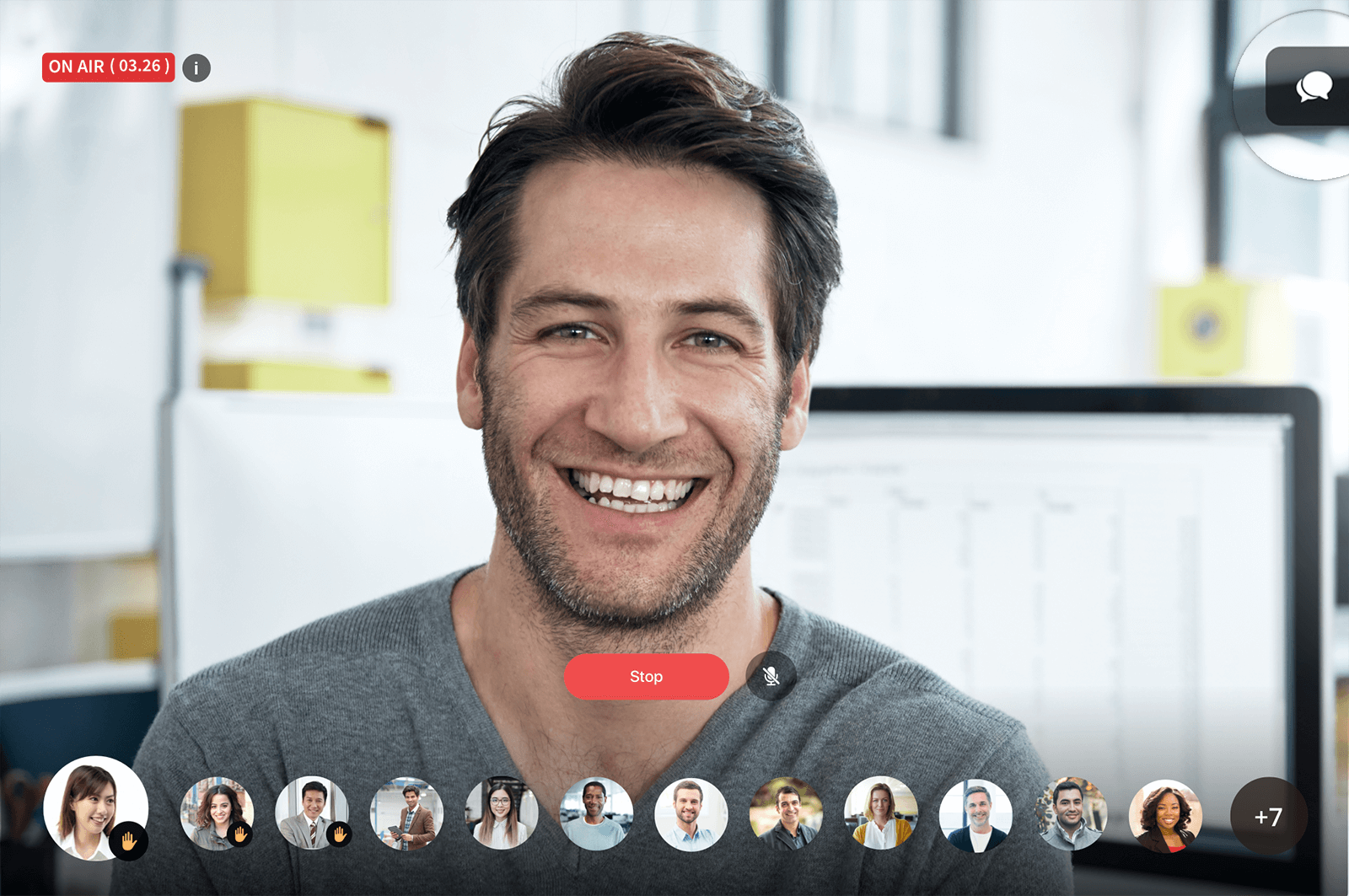 单击屏幕右上角的“聊天”图标